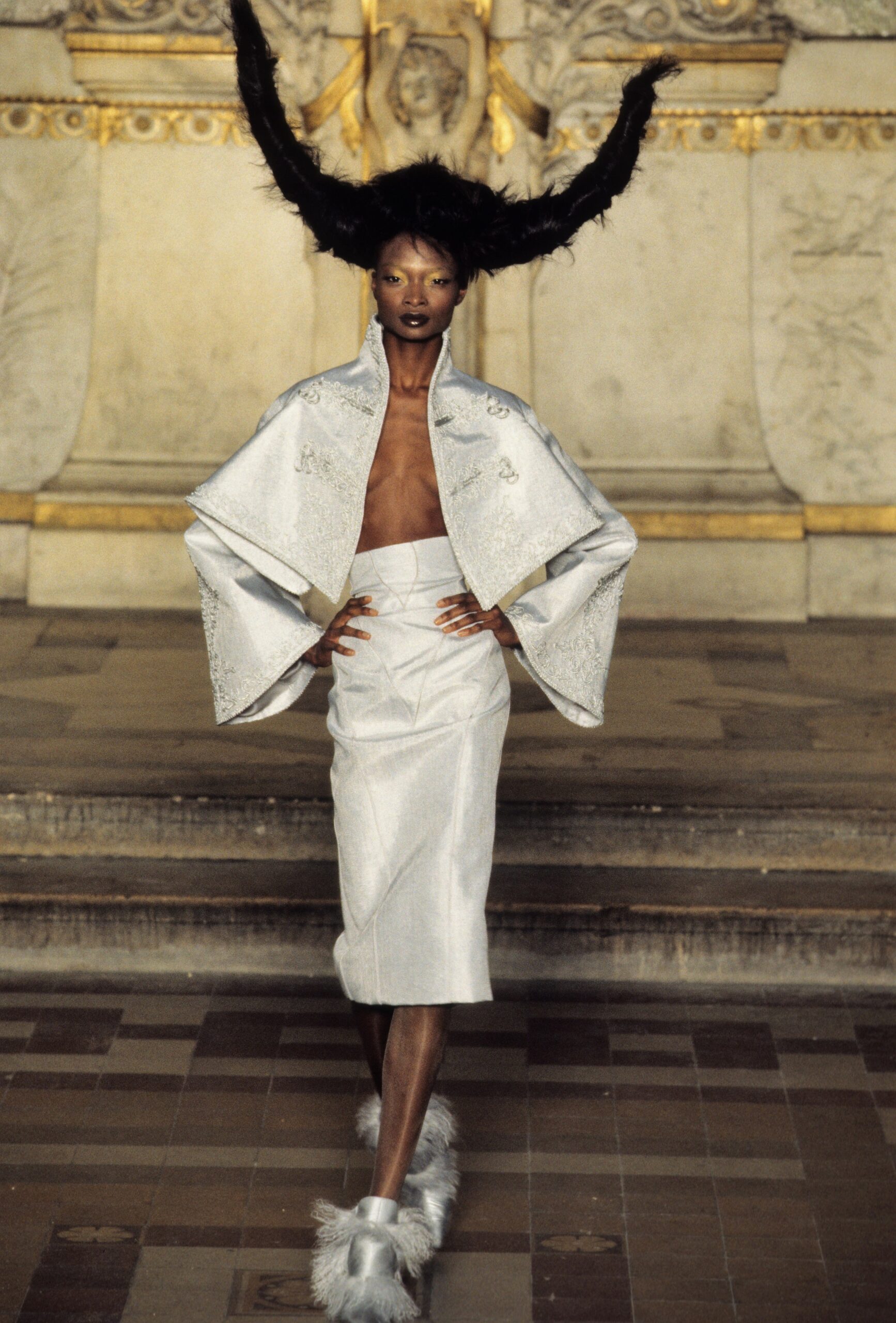 Givenchy S/S 97 Couture Look 43