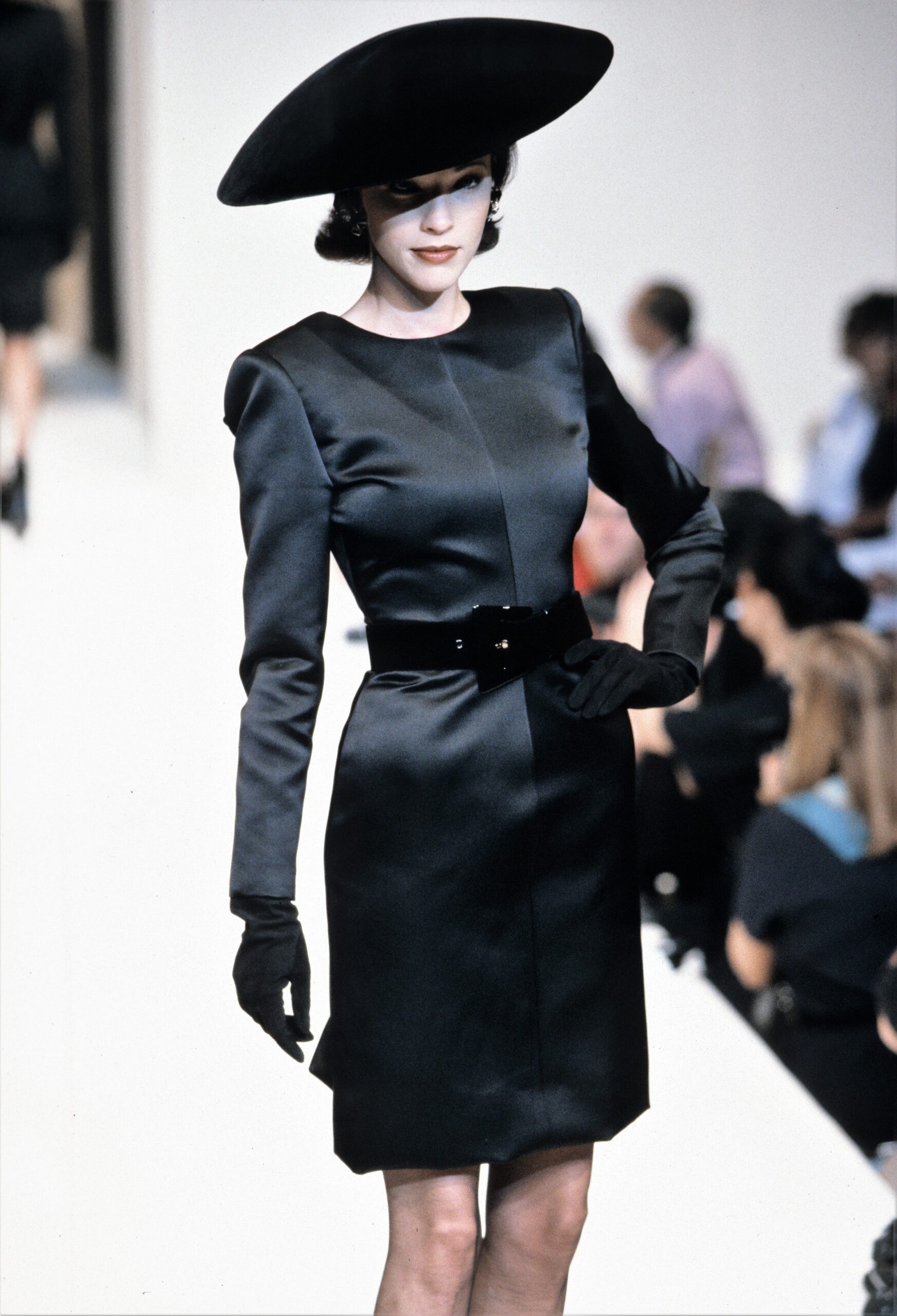 Givenchy F/W 95 Couture Look 46