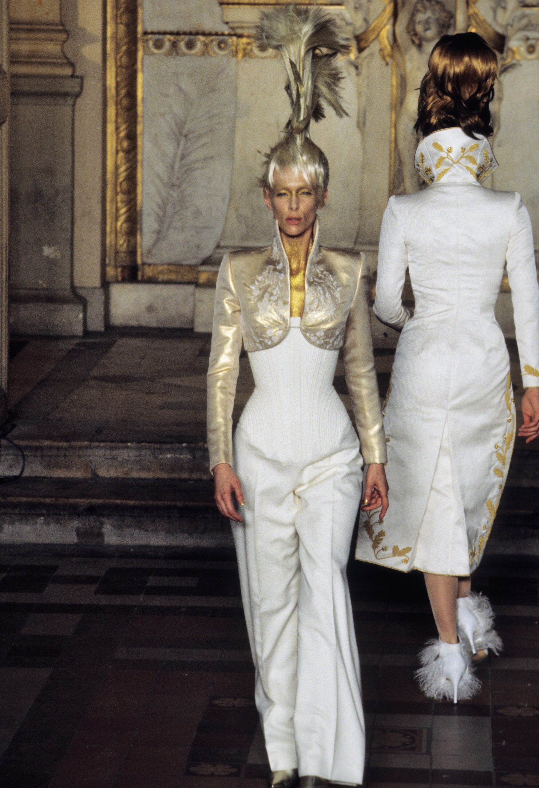 Givenchy S/S 97 Couture Look 44