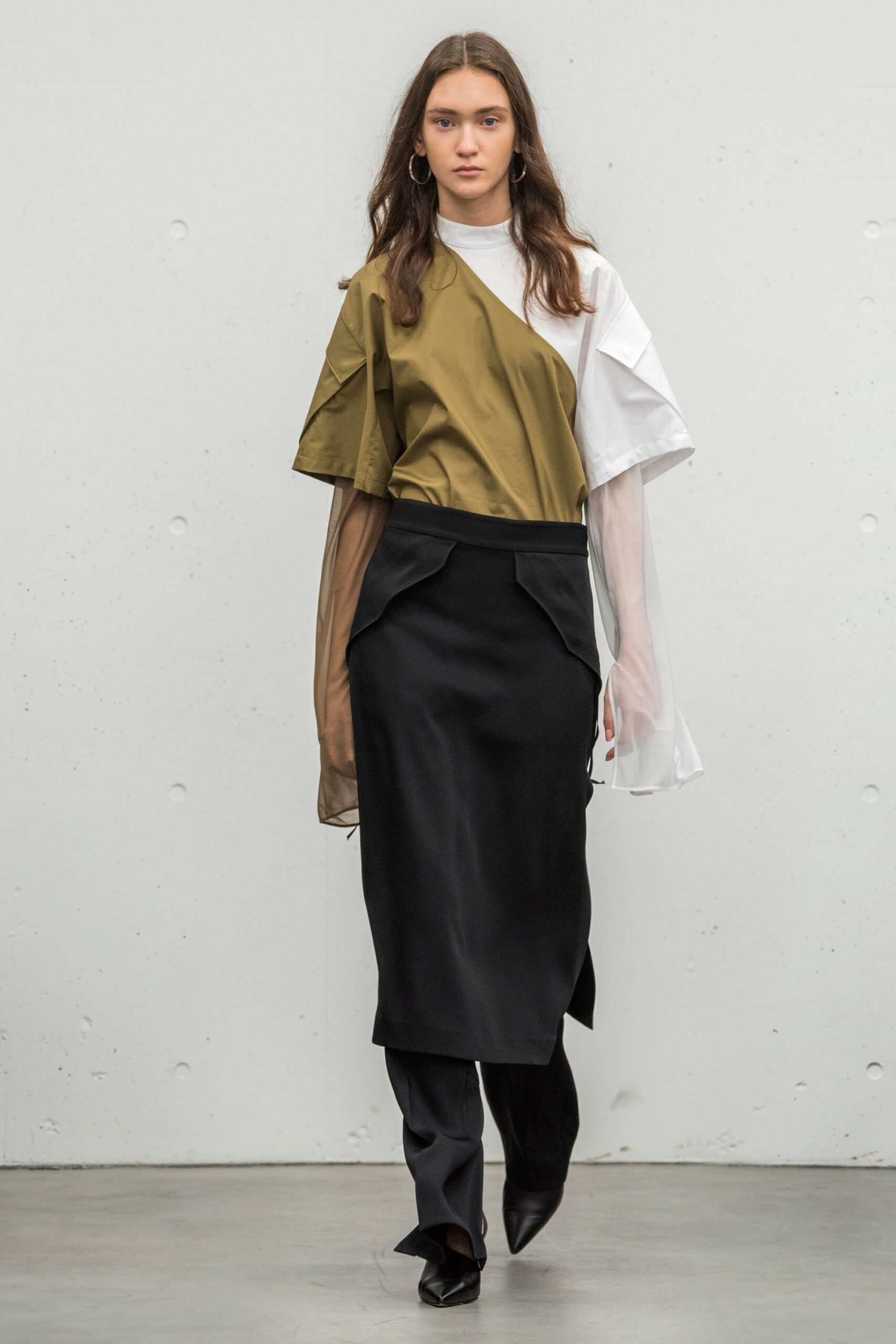 Hyke Tokyo S/S 18 Look 5