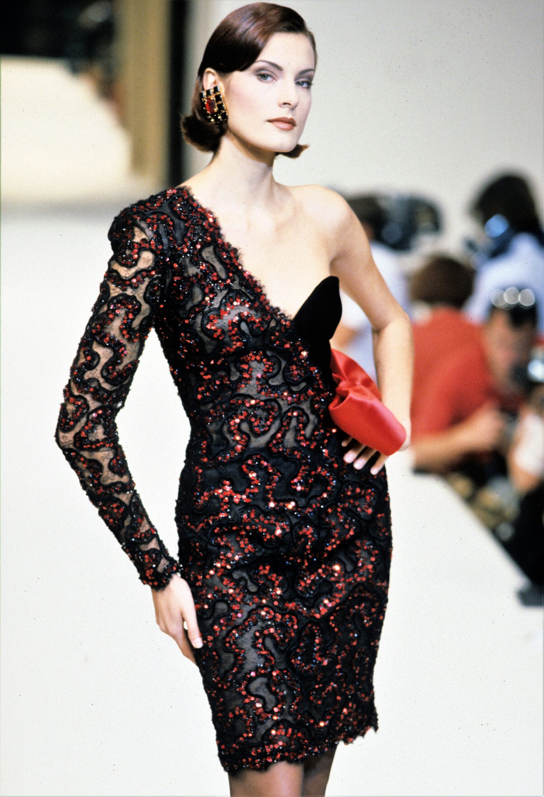 Givenchy F/W 95 Couture Look 54