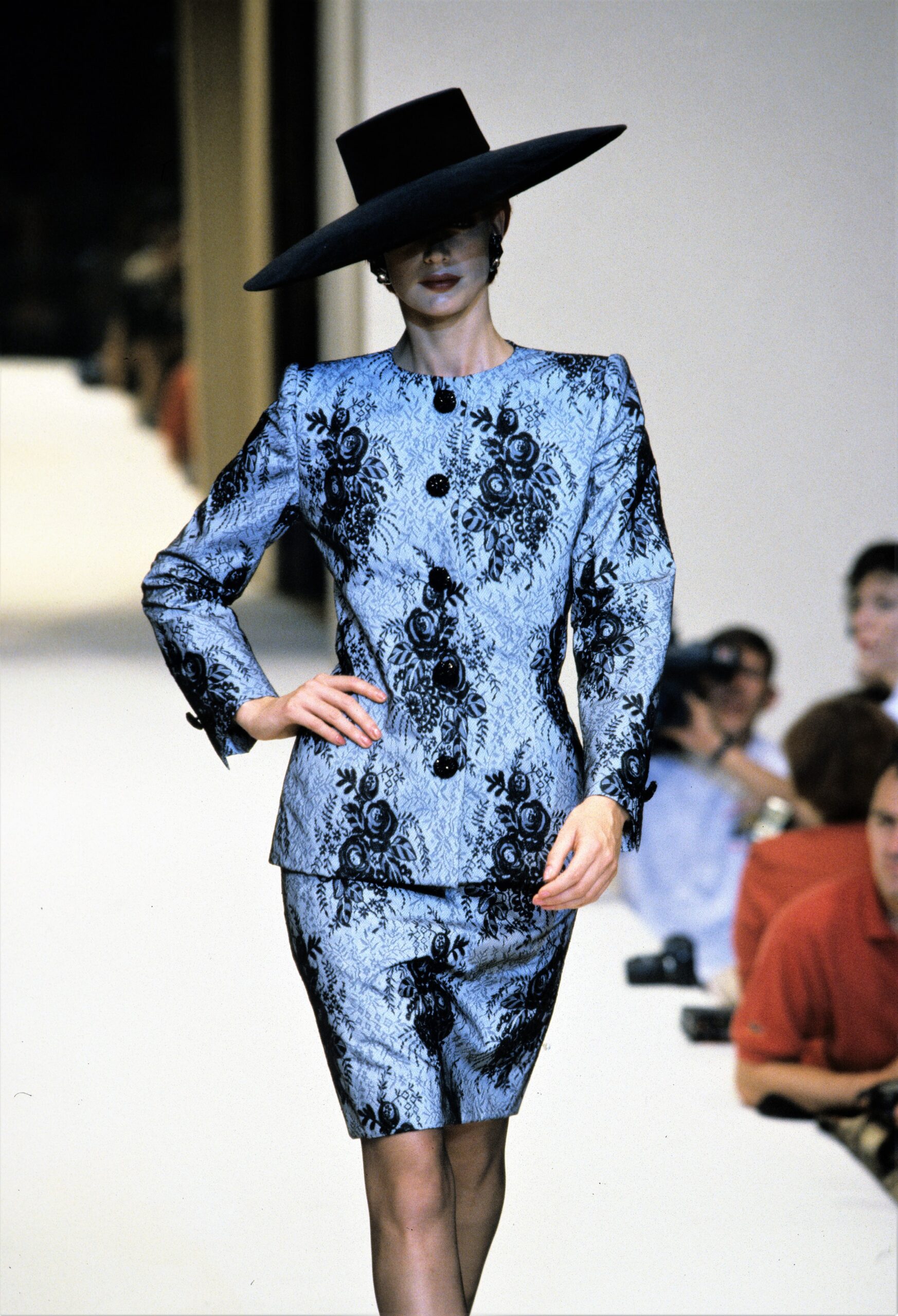 Givenchy F/W 95 Couture Look 61