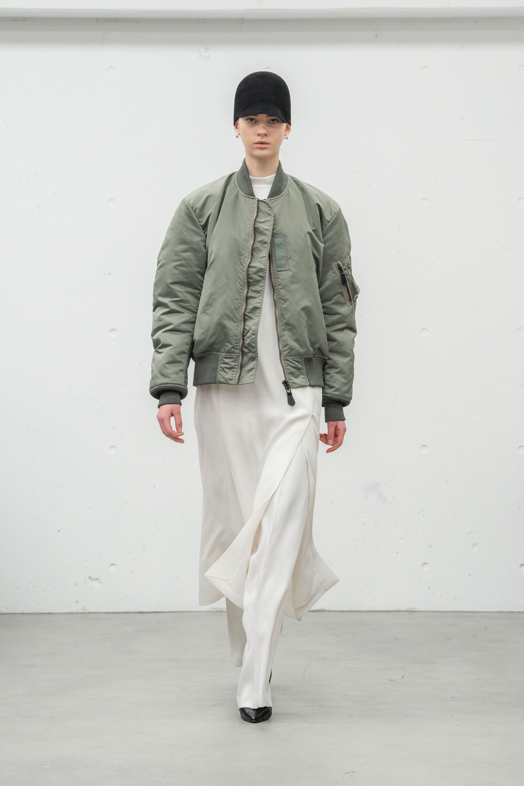 Hyke Tokyo F/W 17 Look 6
