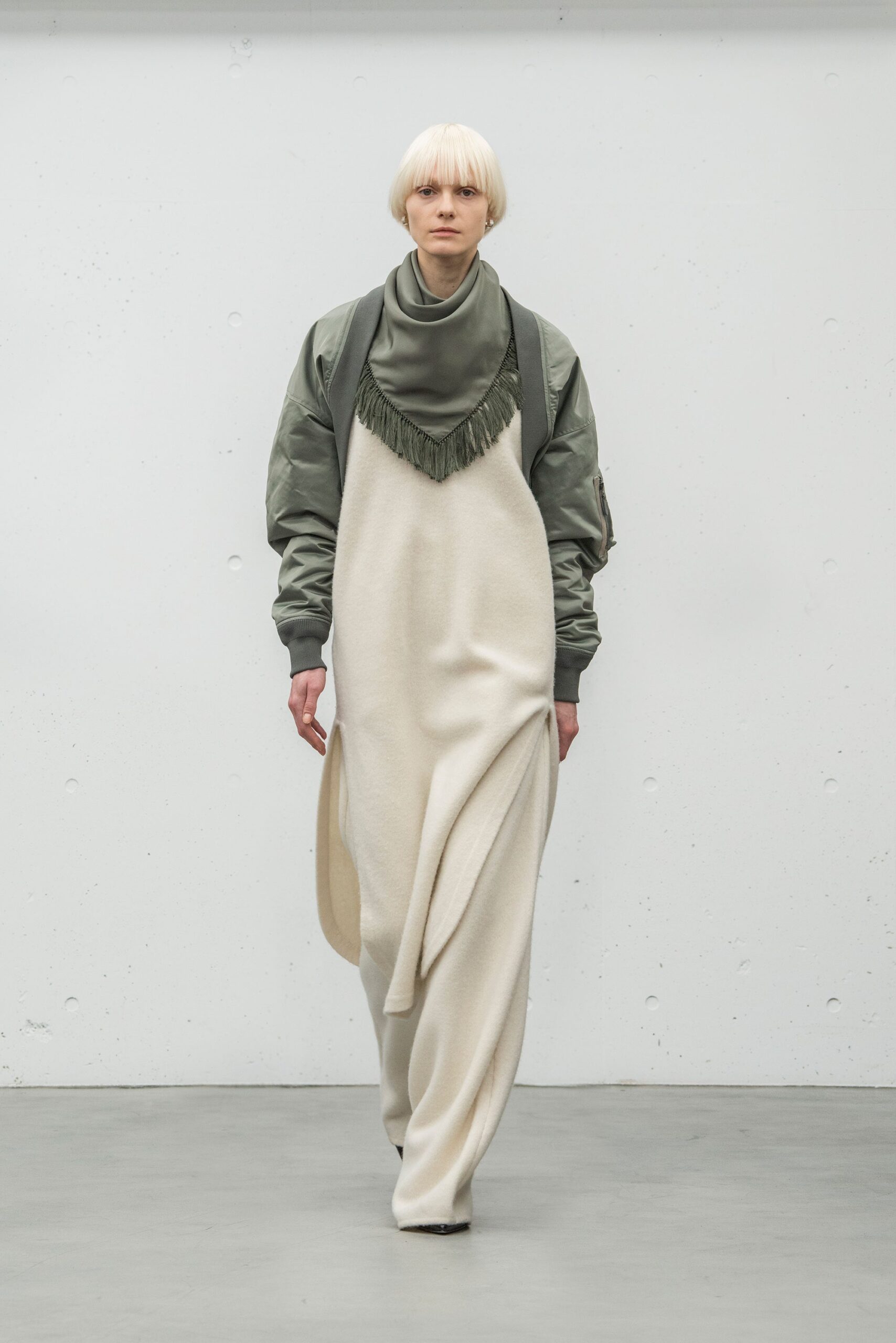 Hyke Tokyo F/W 17 Look 7