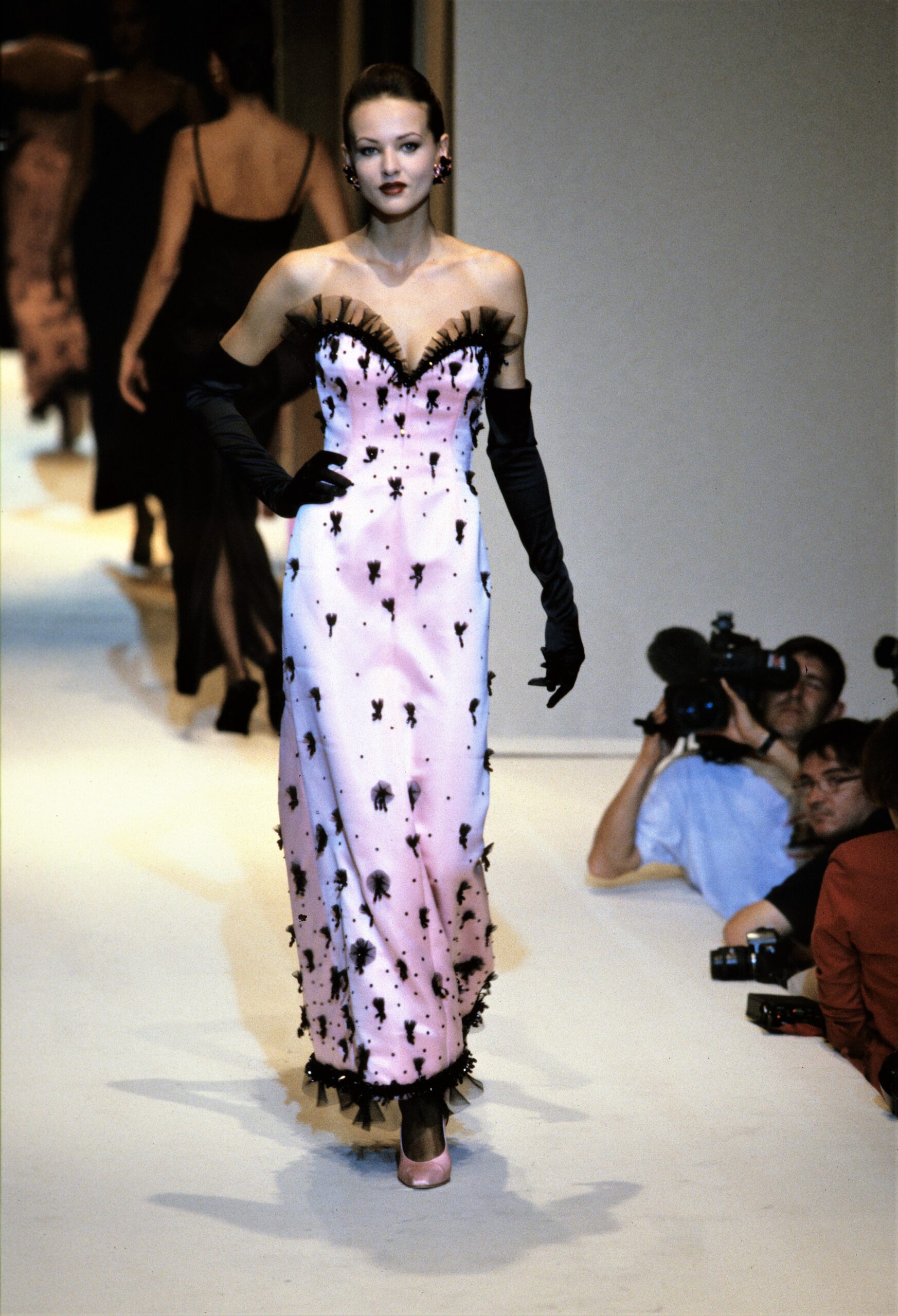 Givenchy F/W 95 Couture Look 76