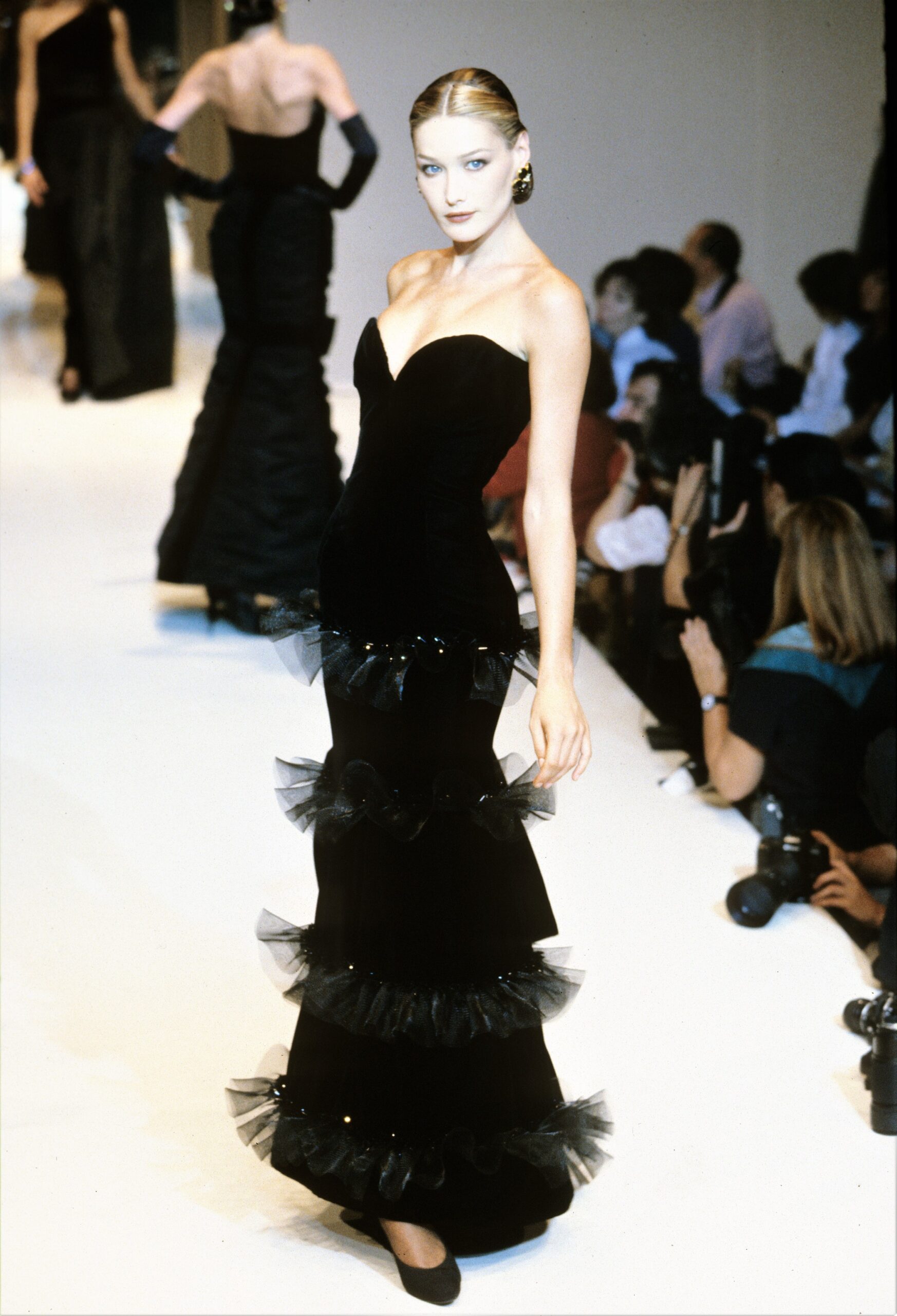 Givenchy F/W 95 Couture Look 88