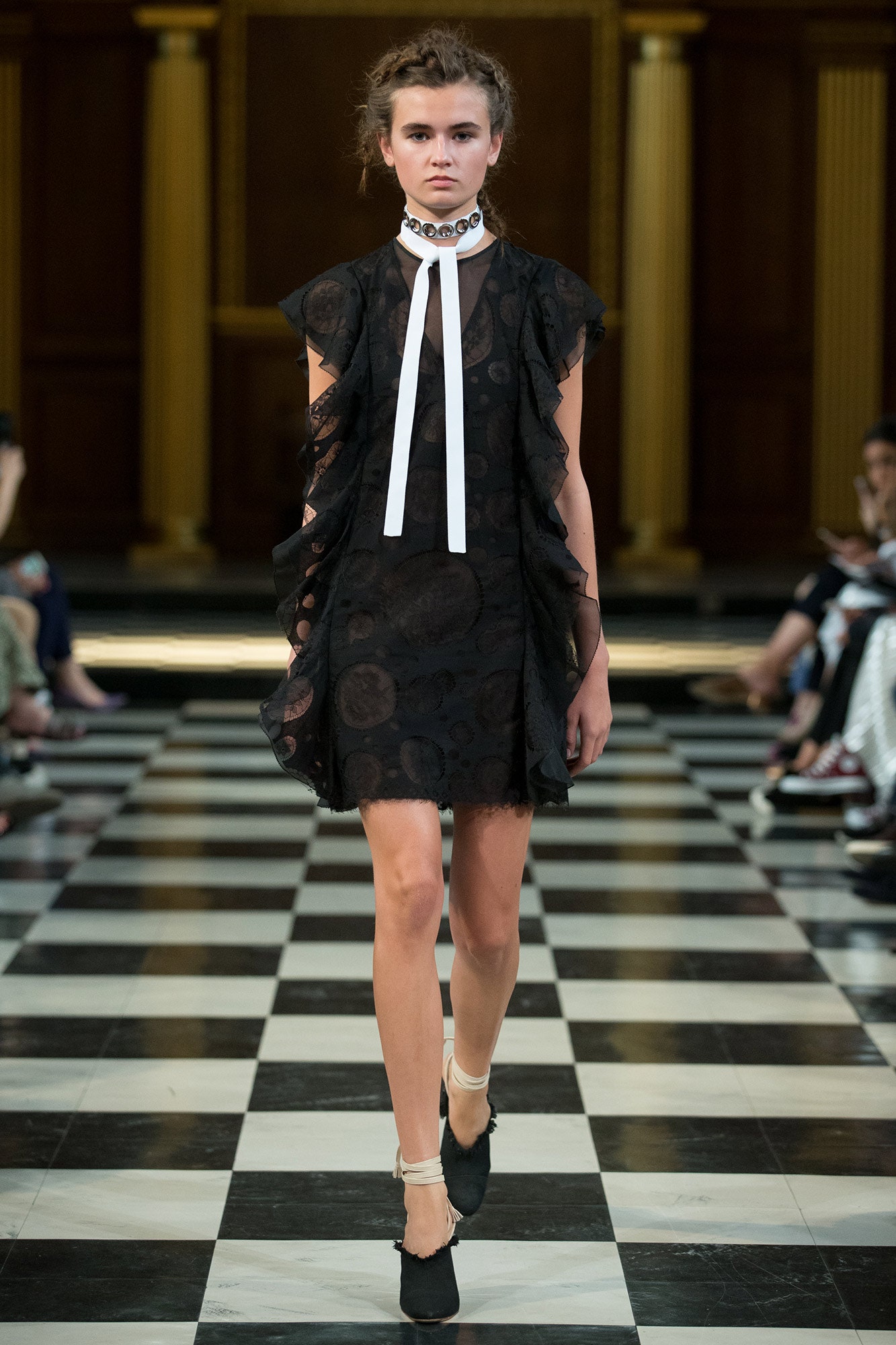 Huishan Zhang S/S 17 Look 9