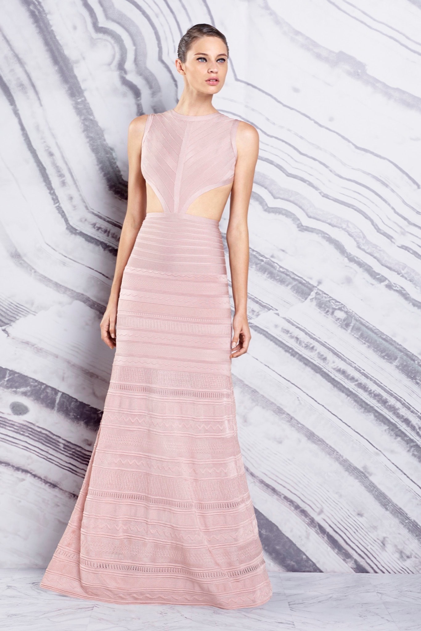 Hervé Léger by Max Azria Resort 16 Look 16