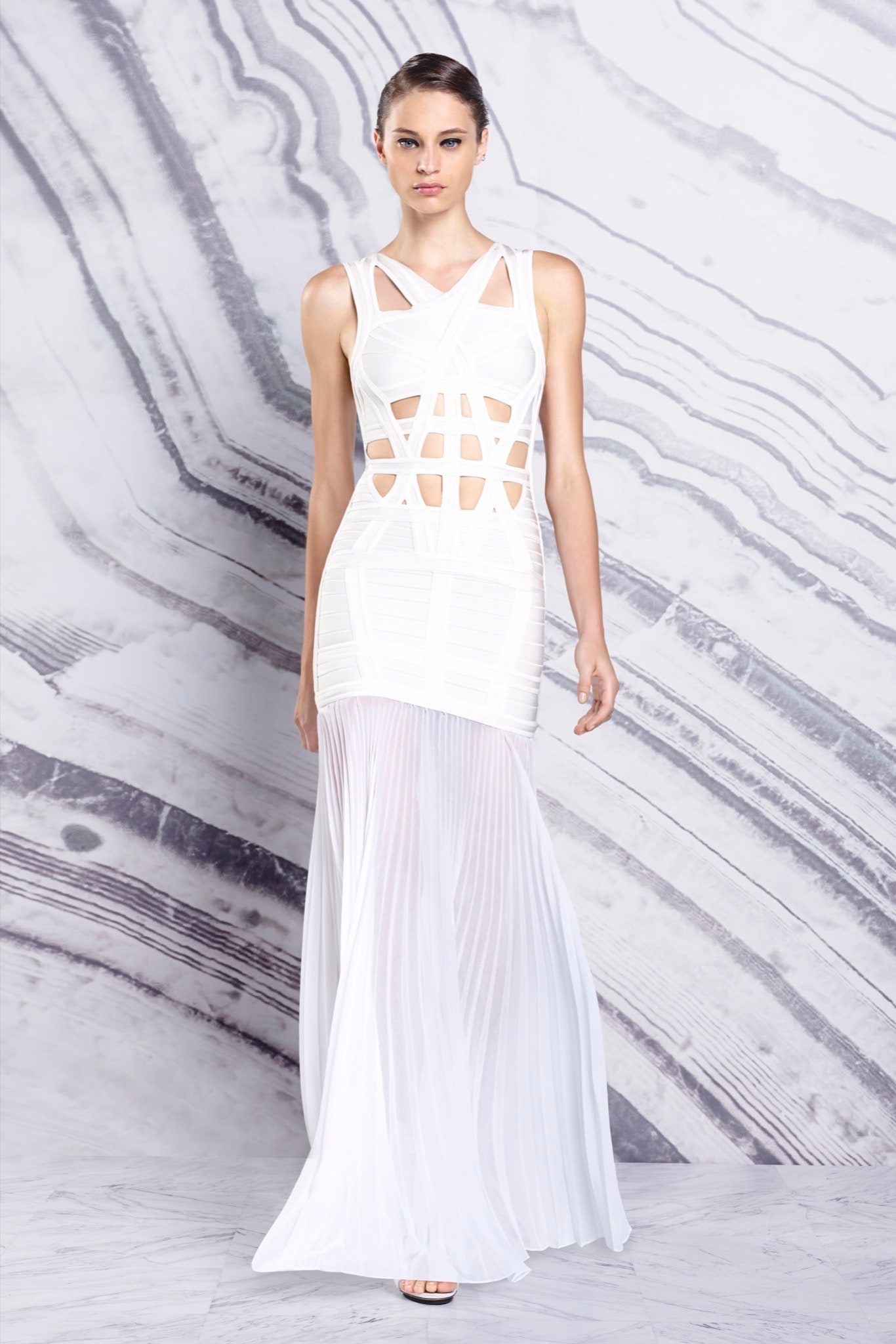 Hervé Léger by Max Azria Resort 16 Look 17
