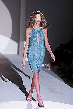 Gucci S/S 00 Look 36