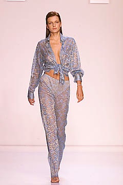 Halston S/S 01 Look 34