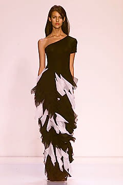 Halston S/S 01 Look 62