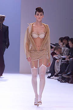 Givenchy S/S 01 Look 6