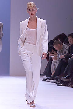 Givenchy S/S 01 Look 13