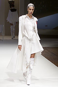 Icarius de Menezes F/W 01 Look 4