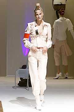 Icarius de Menezes F/W 01 Look 10