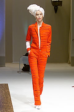 Icarius de Menezes F/W 01 Look 18