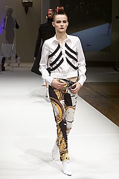 Icarius de Menezes F/W 01 Look 30