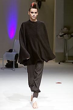 Icarius de Menezes F/W 01 Look 38