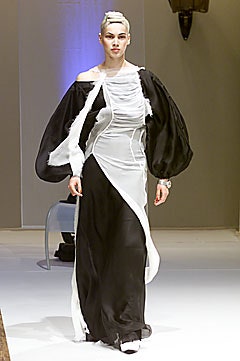 Icarius de Menezes F/W 01 Look 41