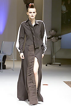 Icarius de Menezes F/W 01 Look 45