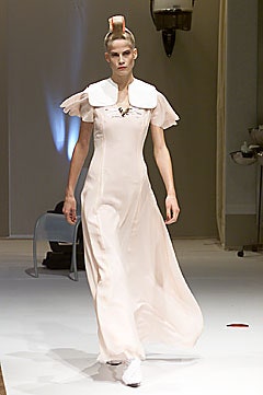 Icarius de Menezes F/W 01 Look 52