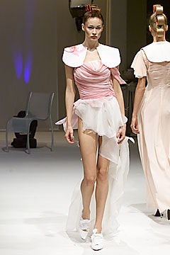 Icarius de Menezes F/W 01 Look 53