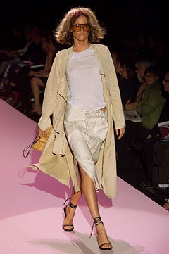 Gucci S/S 02 Look 9