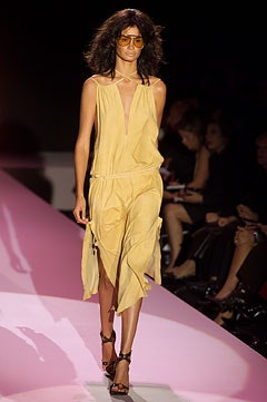 Gucci S/S 02 Look 20
