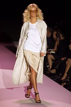Gucci S/S 02 Look 22