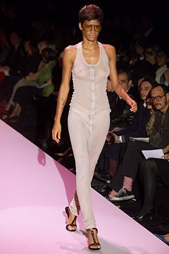Gucci S/S 02 Look 28