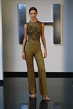 Halston S/S 02 Look 40