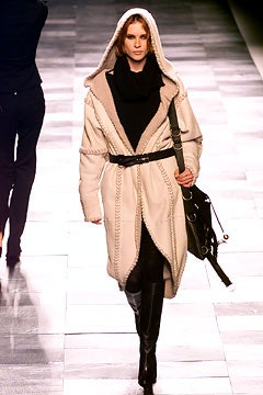 Givenchy F/W 02 Look 13