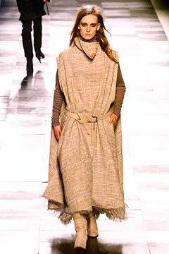 Givenchy F/W 02 Look 17