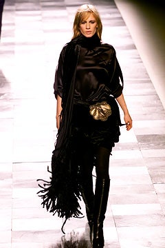 Givenchy F/W 02 Look 33