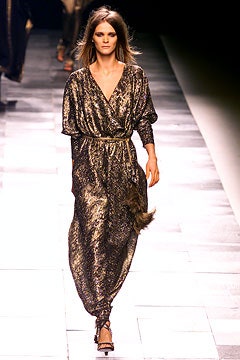 Givenchy F/W 02 Look 40