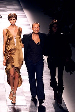 Givenchy F/W 02 Look 45
