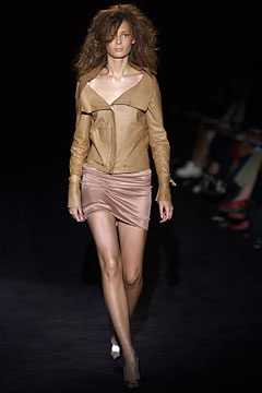 Gucci S/S 03 Look 20
