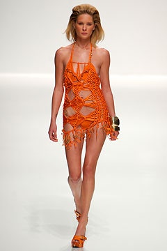 Givenchy S/S 03 Look 22