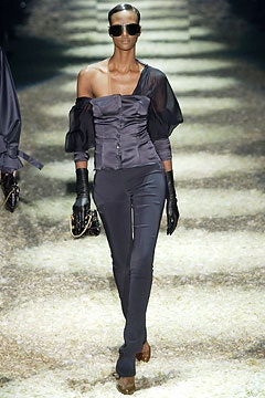 Gucci F/W 03 Look 17