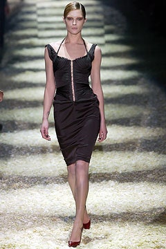 Gucci F/W 03 Look 27