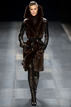 Givenchy Fall 2003 Ready-to-Wear