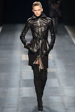 Givenchy F/W 03 Look 2