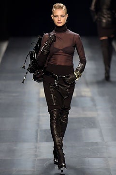 Givenchy F/W 03 Look 3