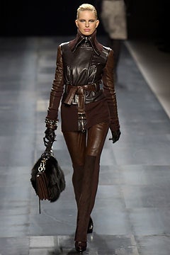 Givenchy F/W 03 Look 10