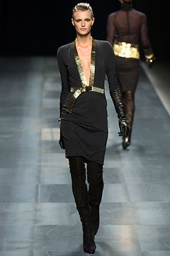 Givenchy F/W 03 Look 32