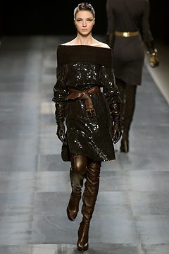 Givenchy F/W 03 Look 33
