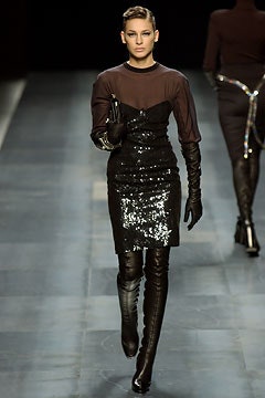 Givenchy F/W 03 Look 37