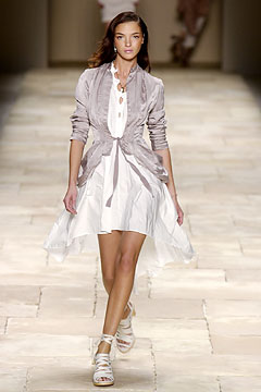 Givenchy S/S 04 Look 9