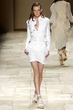 Givenchy S/S 04 Look 10